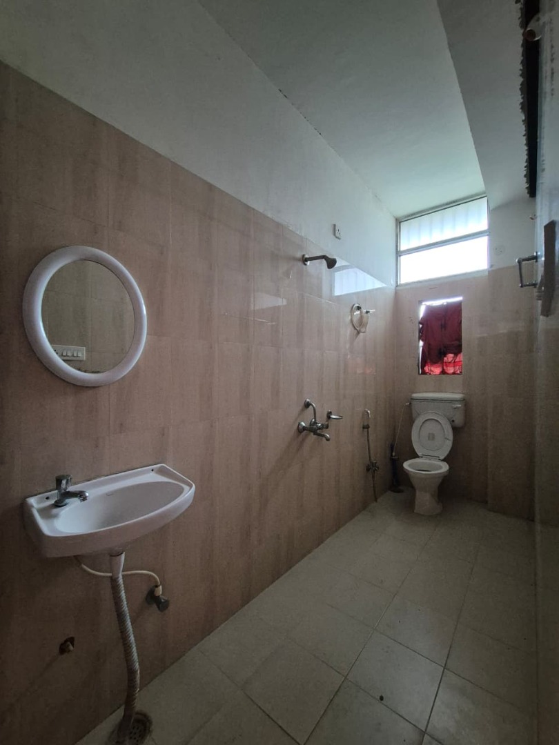 Unfurnished 2bhk in Lalganesh, Guwahati, Assam, India for Rent